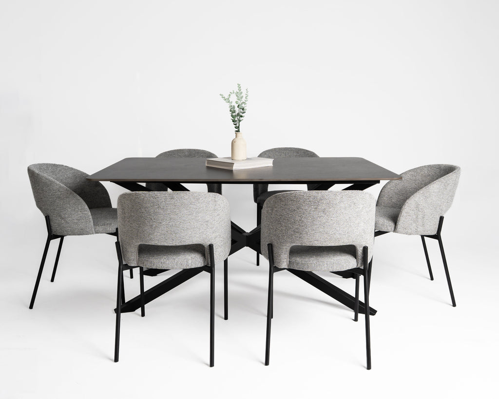 Mesa de Comedor Balboa — Tablero de Piedra Sinterizada | Base Metálica Negra | 160 × 90 cm