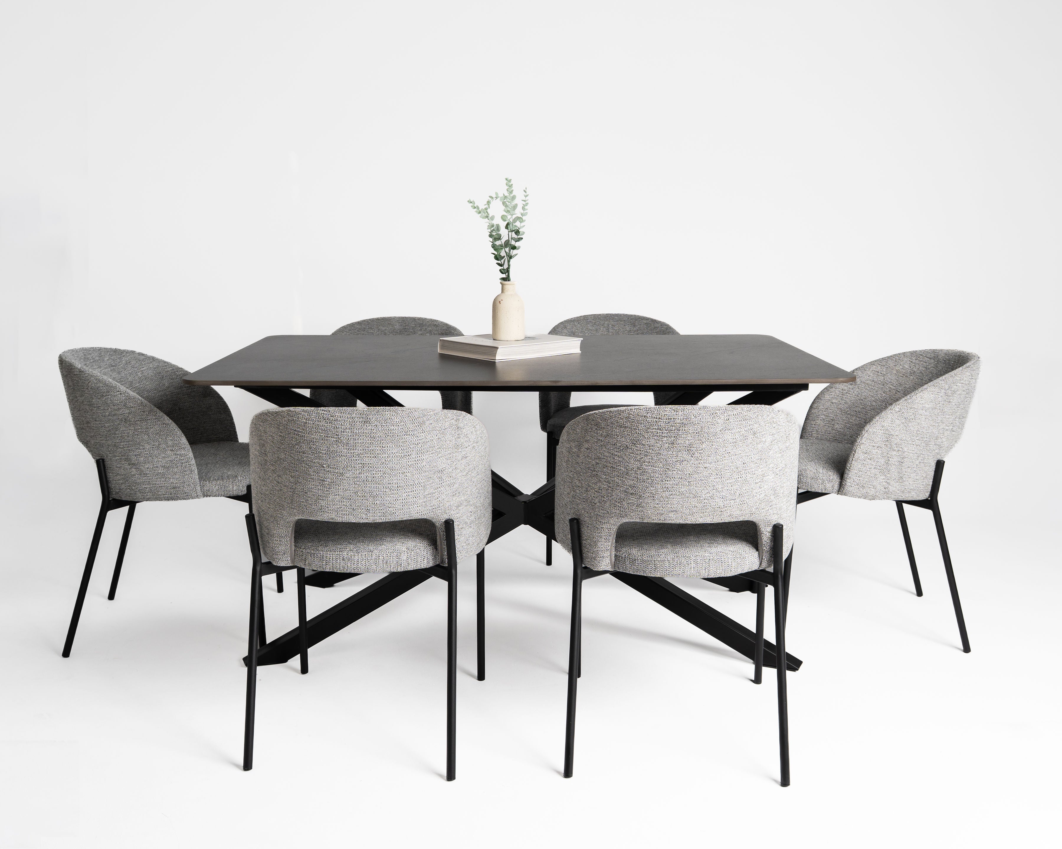 Mesa de Comedor Balboa — Tablero de Piedra Sinterizada | Base Metálica Negra | 160 × 90 cm